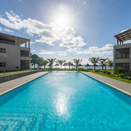Pierre Bleue Beachfront VillaFlic-en-Flacq エクステリア 写真