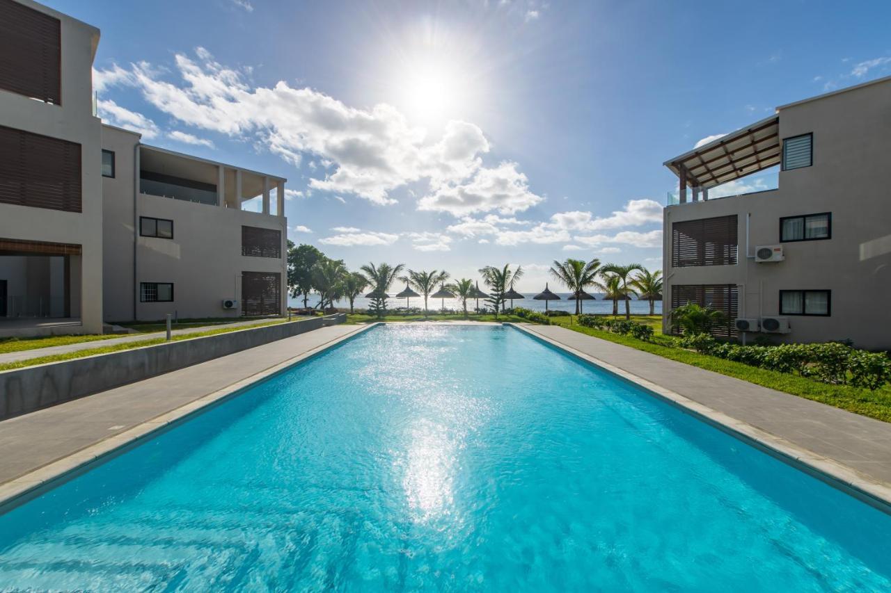 Pierre Bleue Beachfront VillaFlic-en-Flacq エクステリア 写真