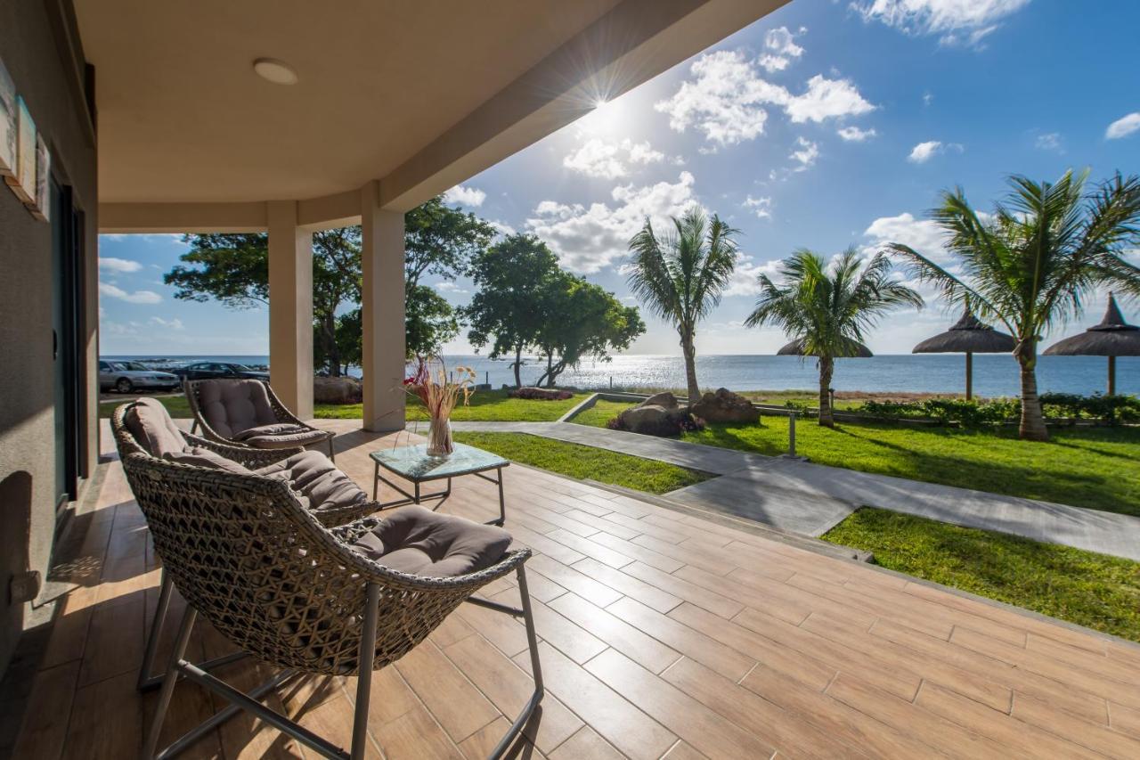 Pierre Bleue Beachfront VillaFlic-en-Flacq エクステリア 写真