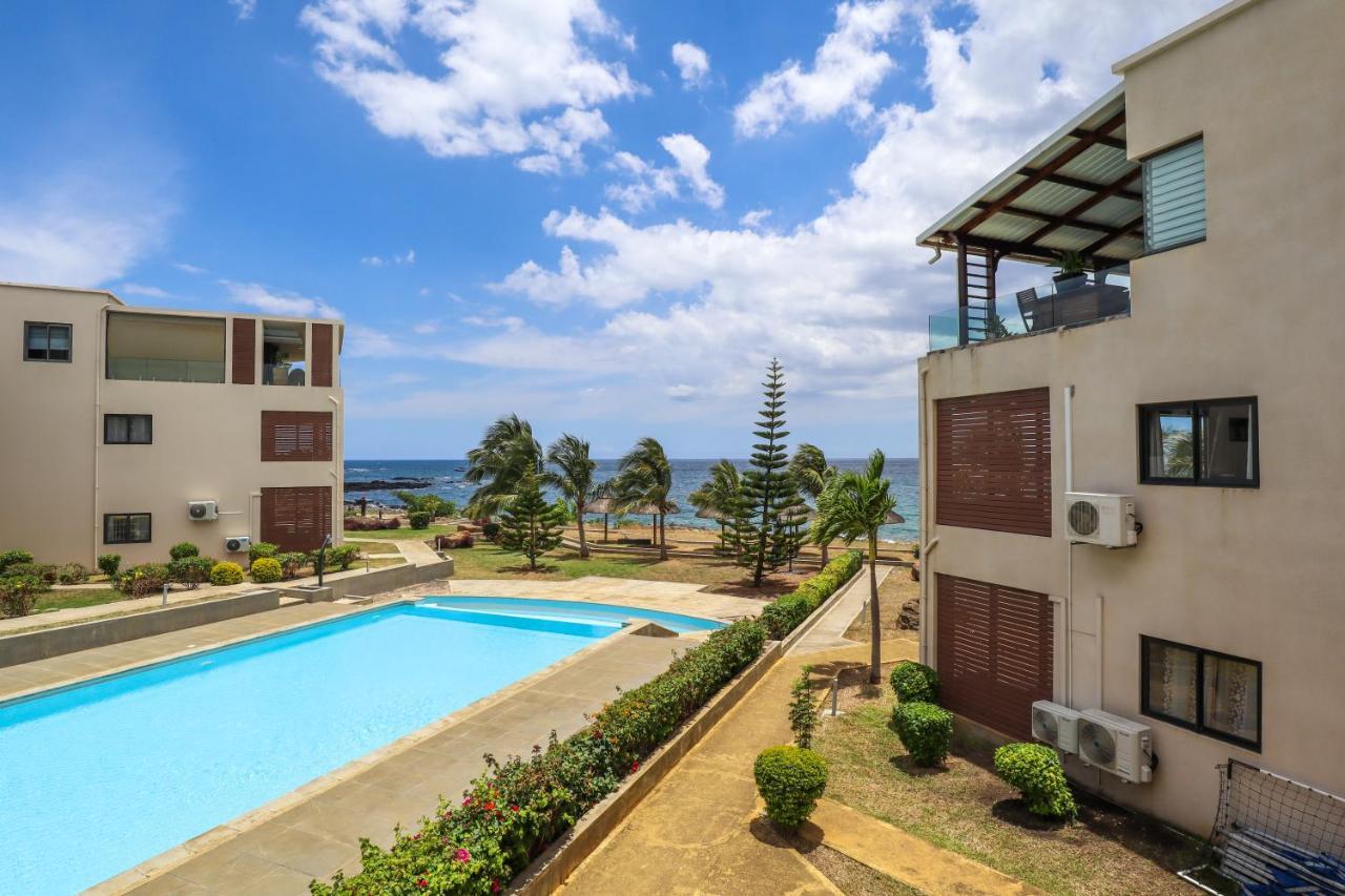Pierre Bleue Beachfront VillaFlic-en-Flacq エクステリア 写真